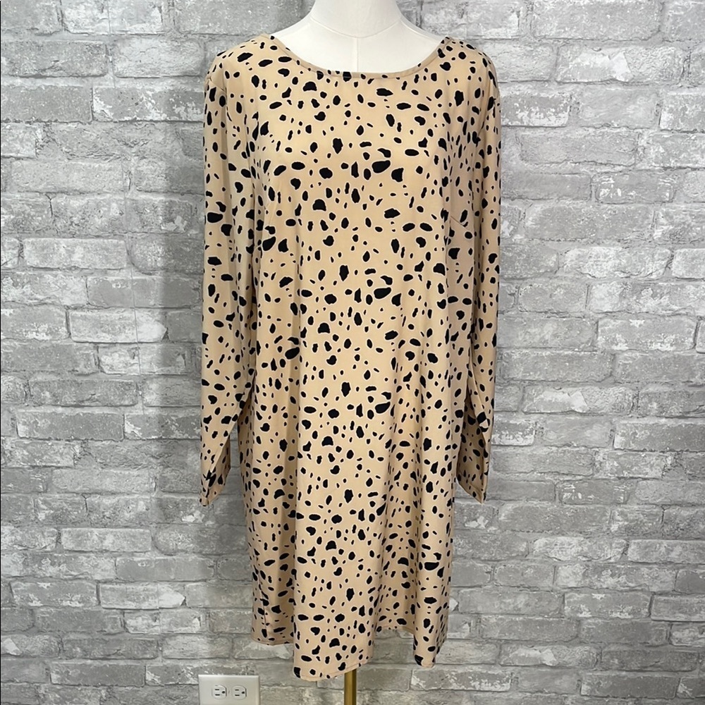 SHEIN Tan and Black Long Sleeve Dress